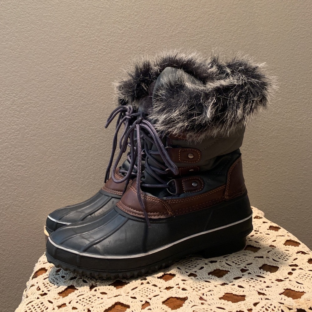 Women’s duck winter boots
